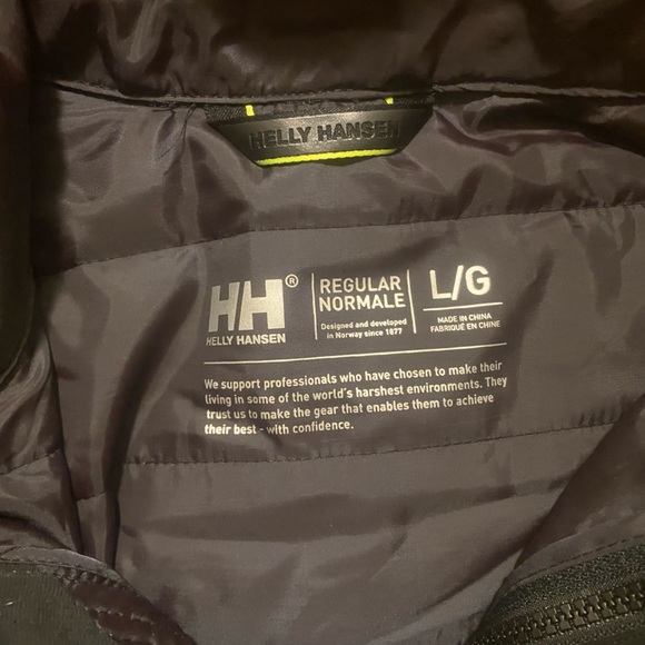 Helly Hansen Double lined black Ski Jacket - Picture 4 of 5